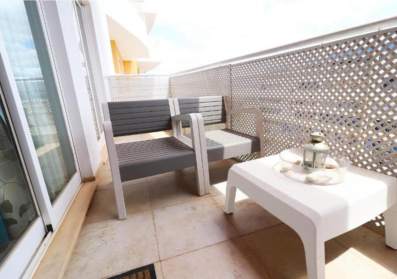 Apartamento T1 Flamingo - Portimao - 1,5 Km Da Praia Exterior photo