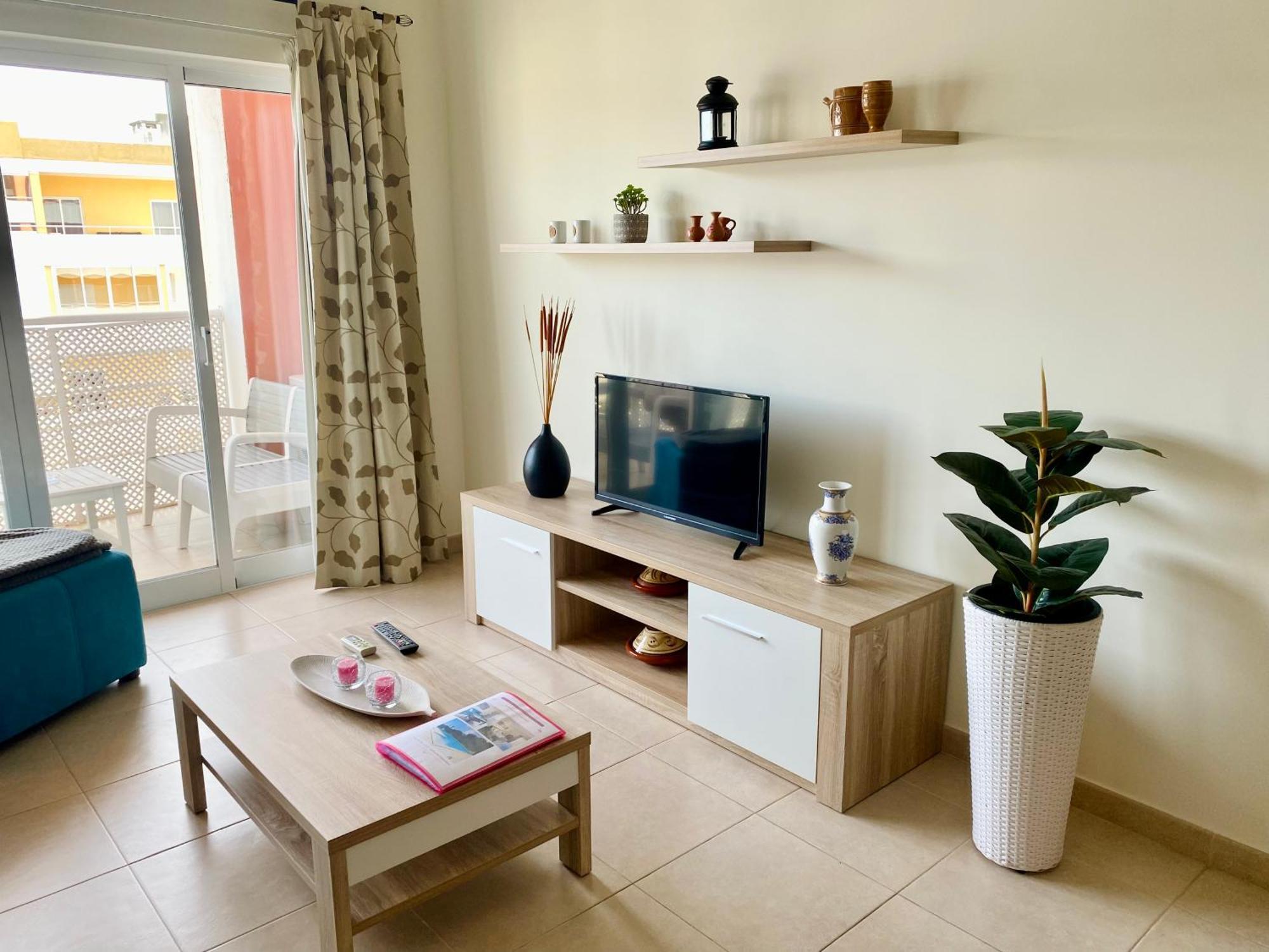 Apartamento T1 Flamingo - Portimao - 1,5 Km Da Praia Exterior photo